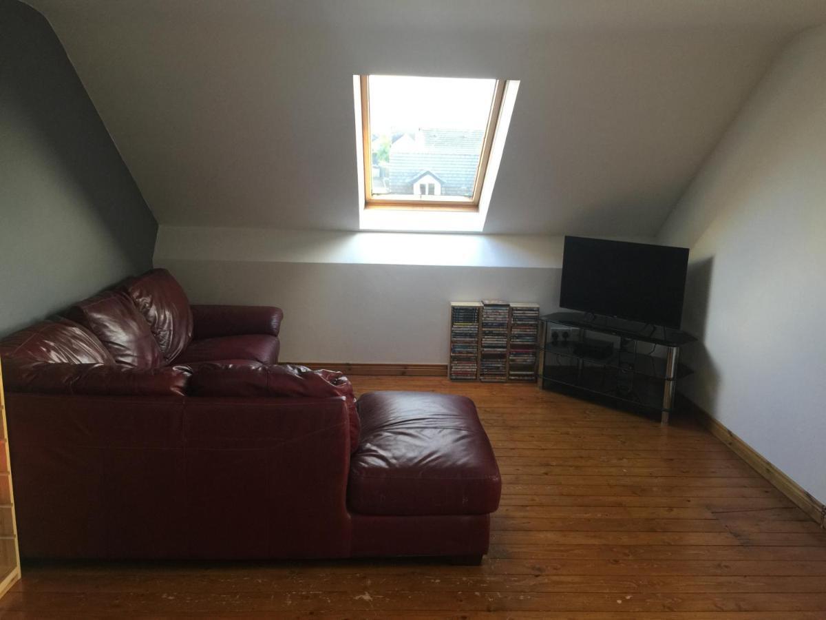 Holiday Home In Ballycastle - Fainne Na Cairde 외부 사진