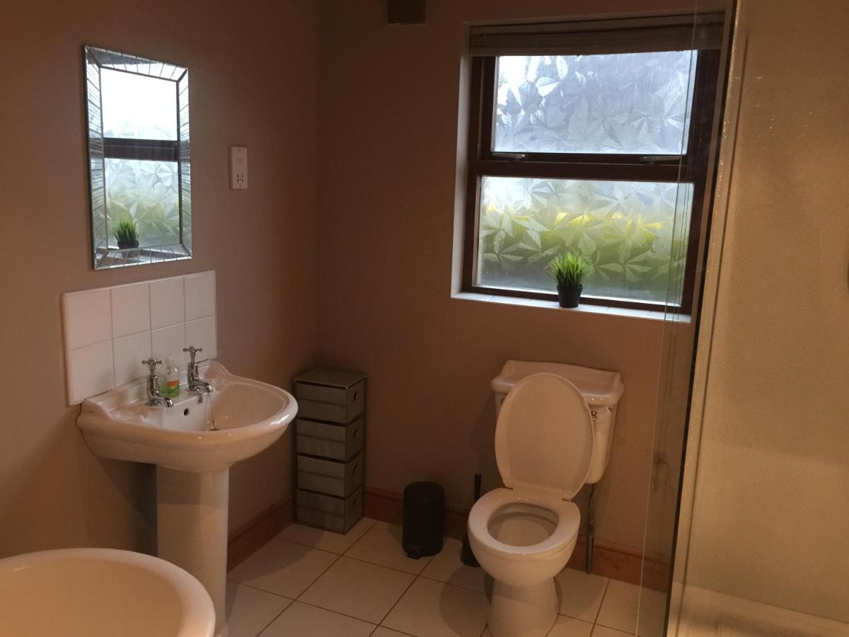 Holiday Home In Ballycastle - Fainne Na Cairde 외부 사진