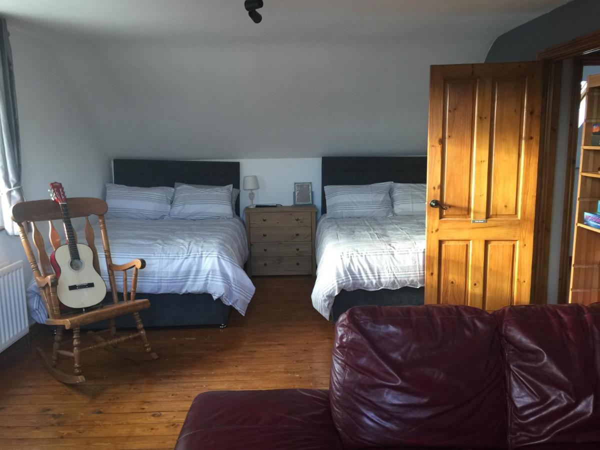 Holiday Home In Ballycastle - Fainne Na Cairde 외부 사진