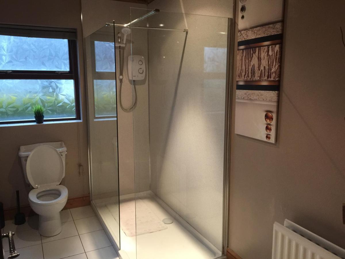 Holiday Home In Ballycastle - Fainne Na Cairde 외부 사진